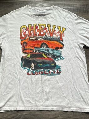 Vintage Chevy corvette graphic tee